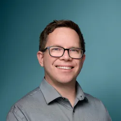 Headshot of Adam Steinbaugh